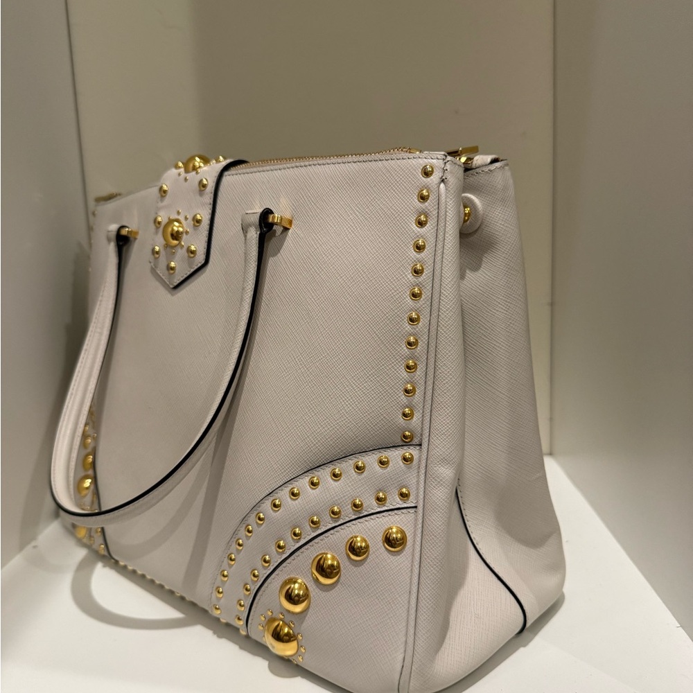 Vintage Prada - Picture 10 of 16